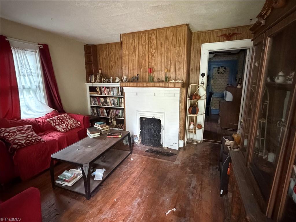 main property photo 2