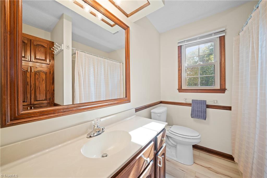main property photo 15