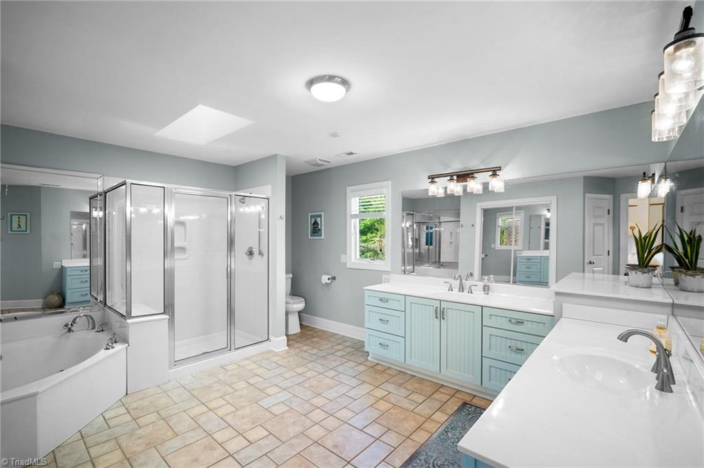 main property photo 22