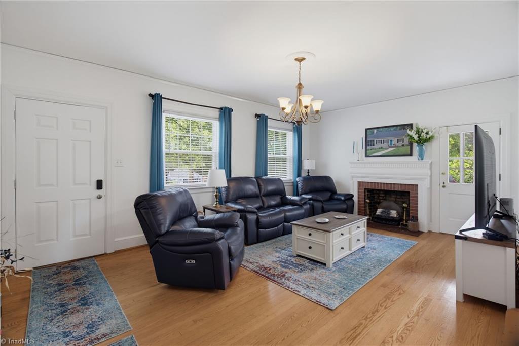 main property photo 5
