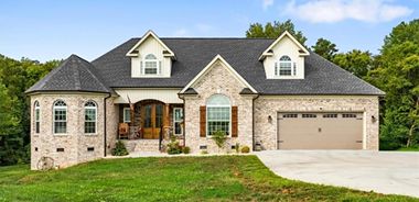image of property with 4 Bed | 3 Bath | 2,744 Sqft