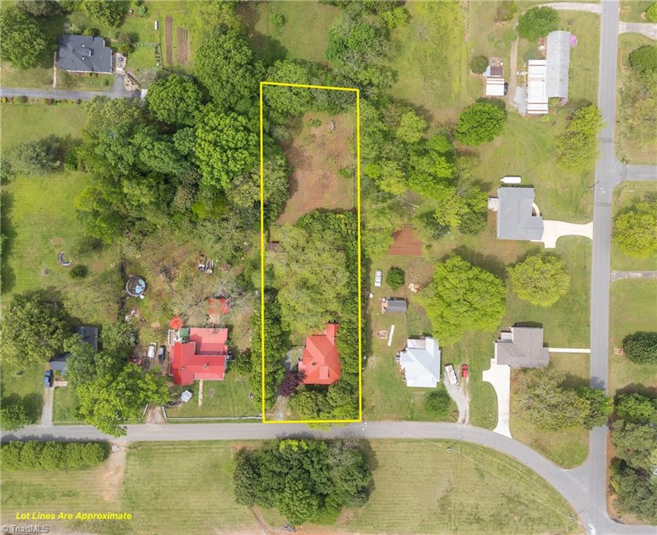 main property photo 45