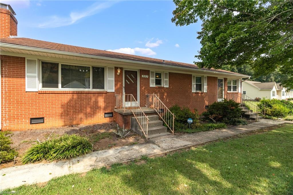 main property photo 3