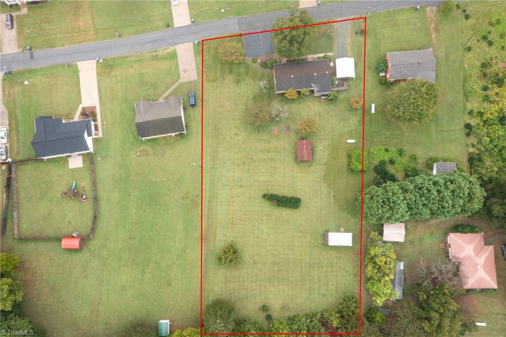 main property photo 34