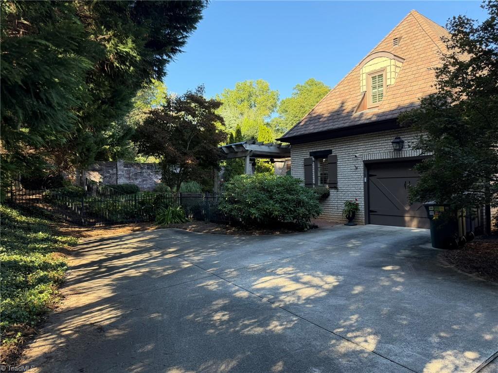 main property photo 47