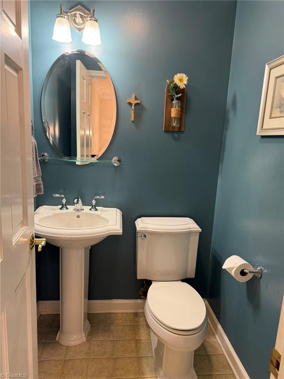 main property photo 28