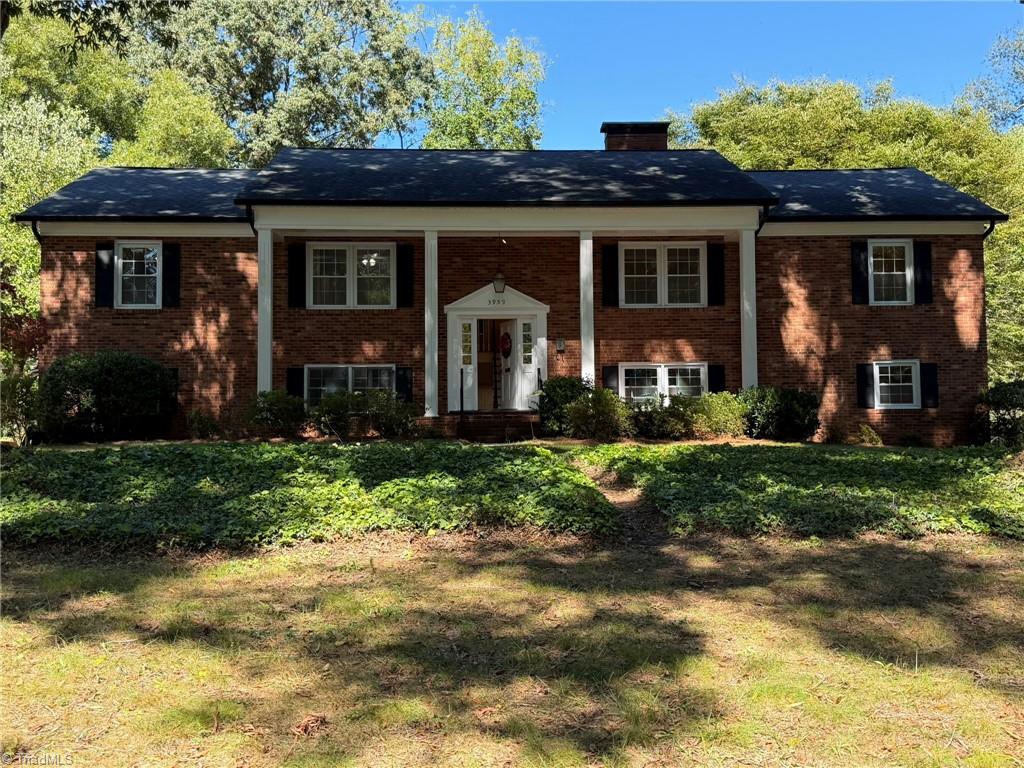 main property photo 40