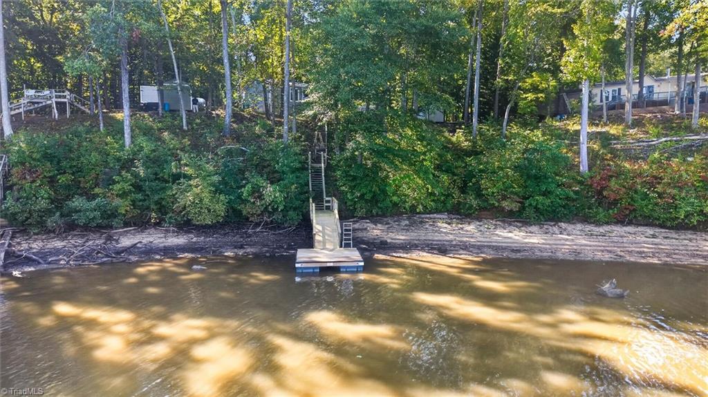 main property photo 49
