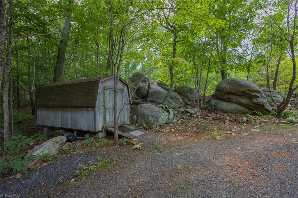 main property photo 37