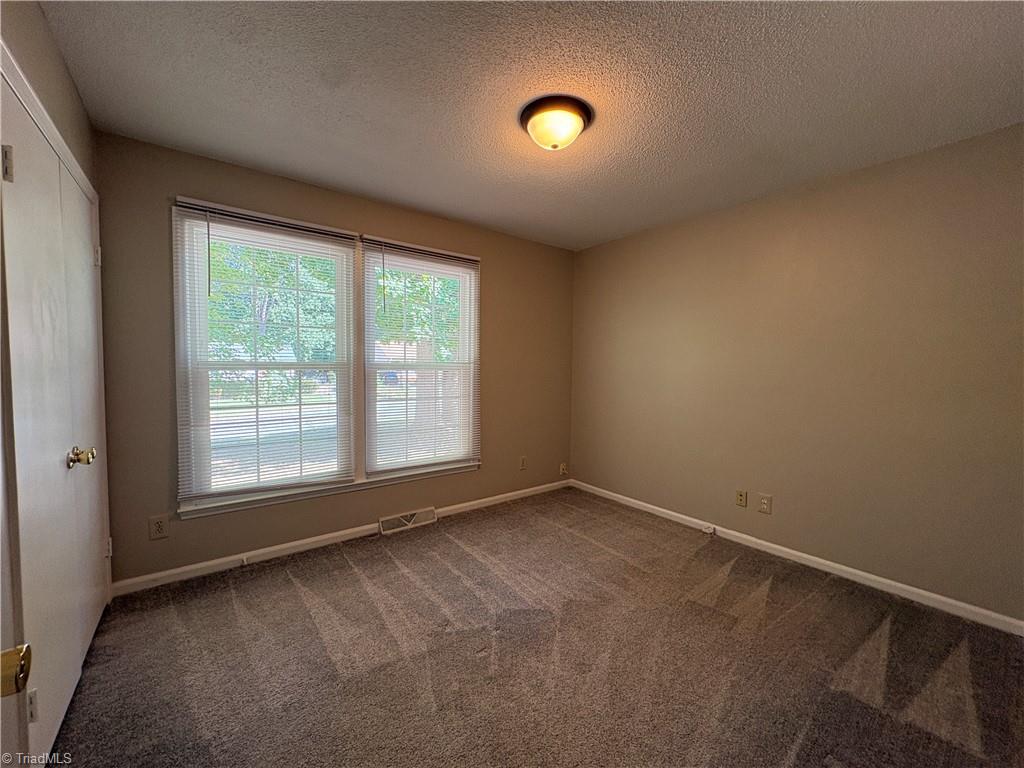 property viewer photo 11