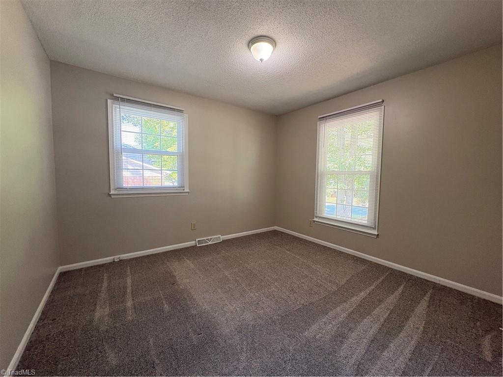 property viewer photo 13