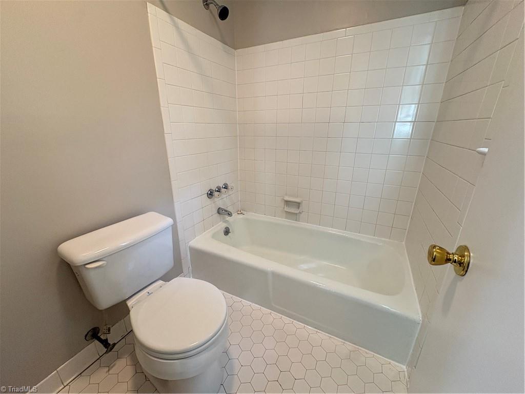 property viewer photo 19