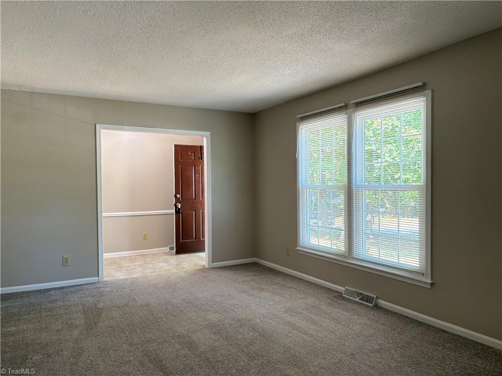 property viewer photo 2