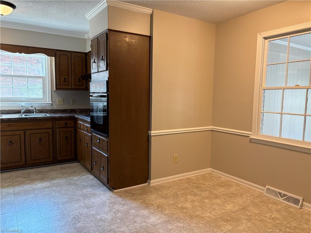property viewer photo 6