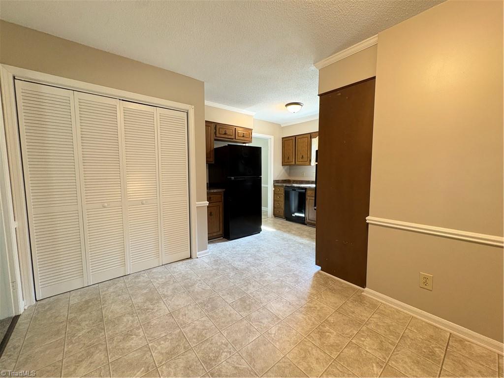 property viewer photo 7