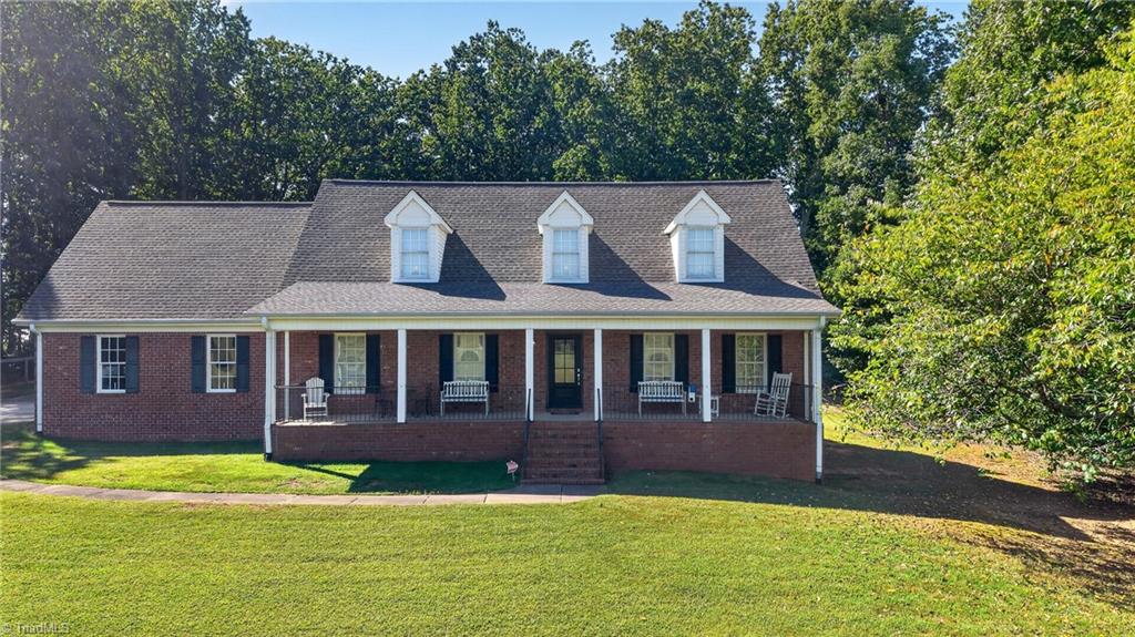 main property photo 3