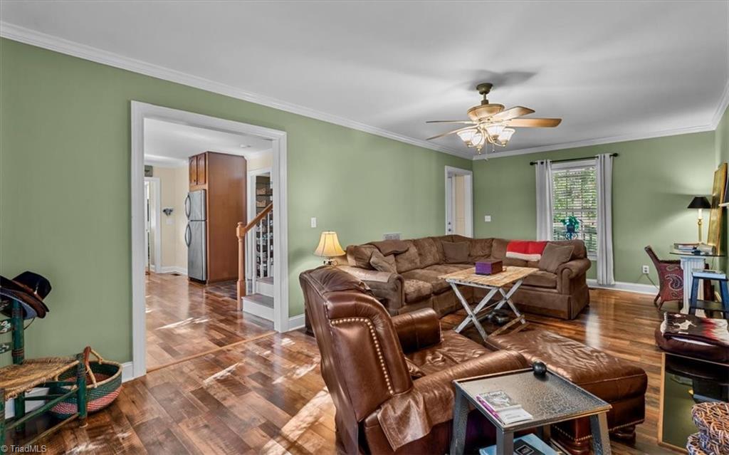 main property photo 5