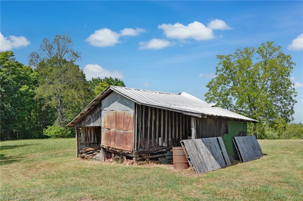 main property photo 42