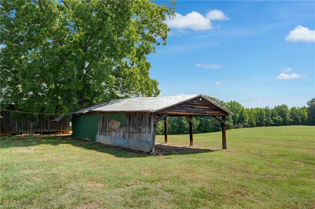 main property photo 43
