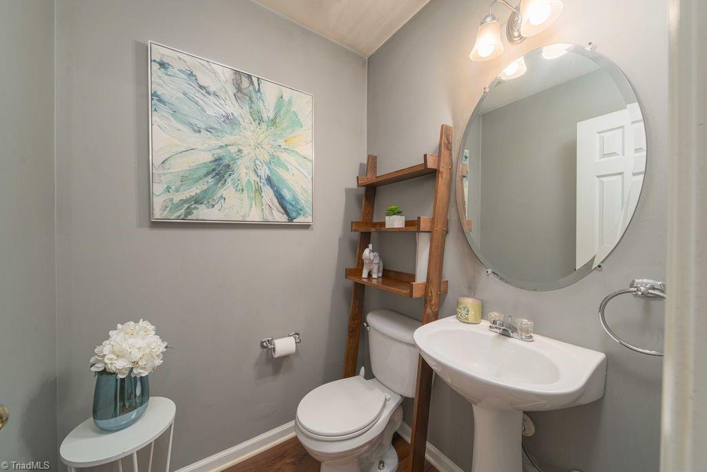 main property photo 7