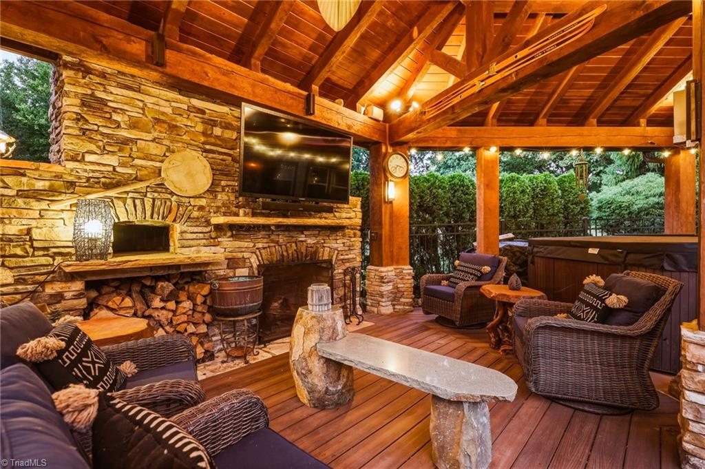 main property photo 41