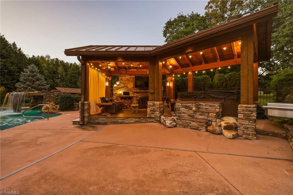 main property photo 42