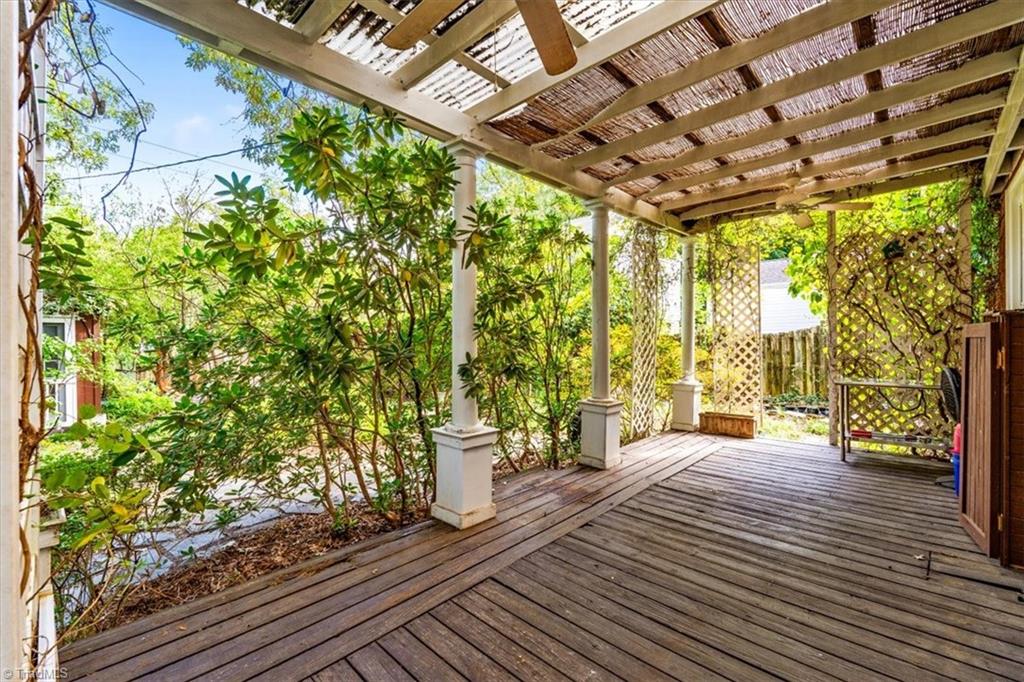 main property photo 24