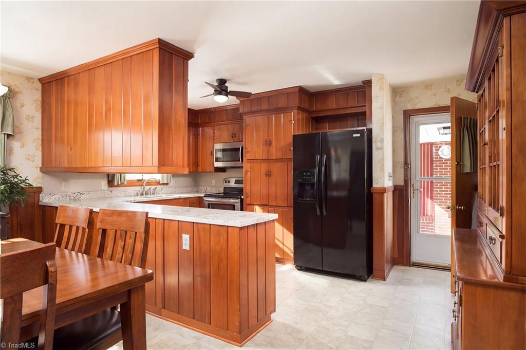 main property photo 24