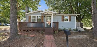 image of property with 2 Bed | 1 Bath | 560 Sqft