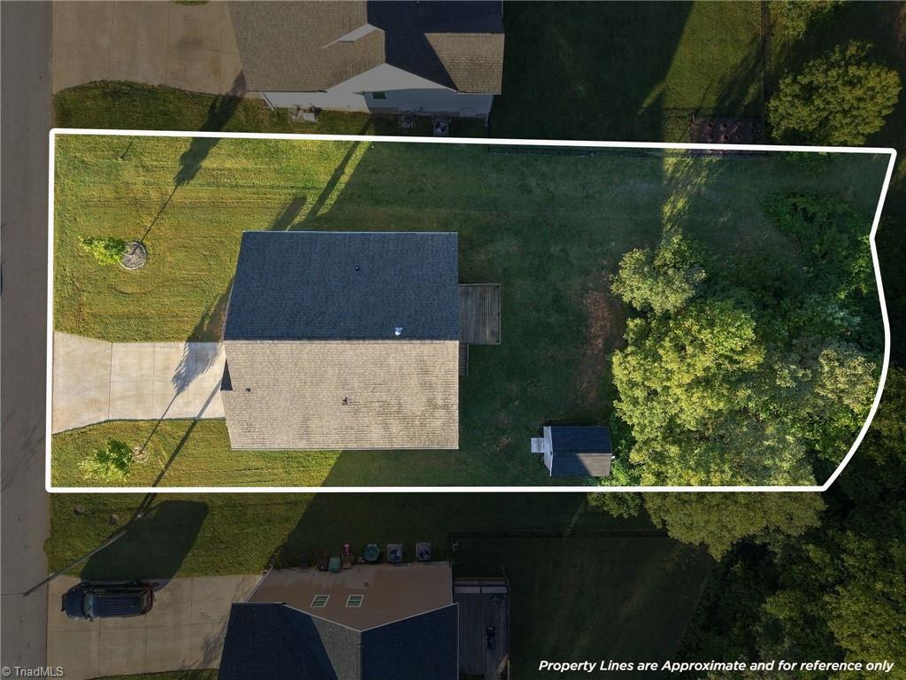 main property photo 39