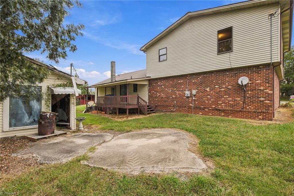 main property photo 36