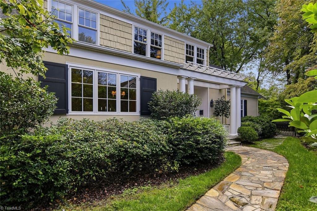 main property photo 0