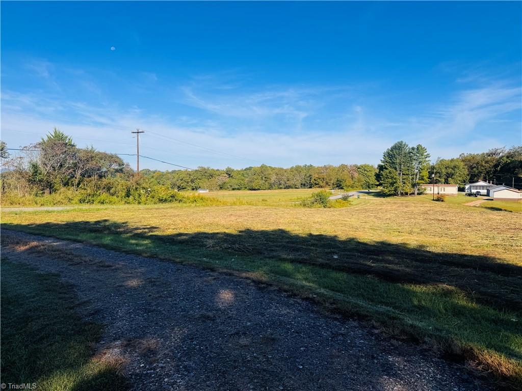 main property photo 7