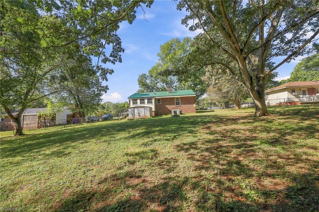 main property photo 41