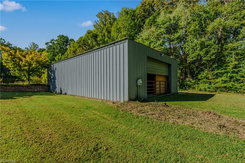 main property photo 49