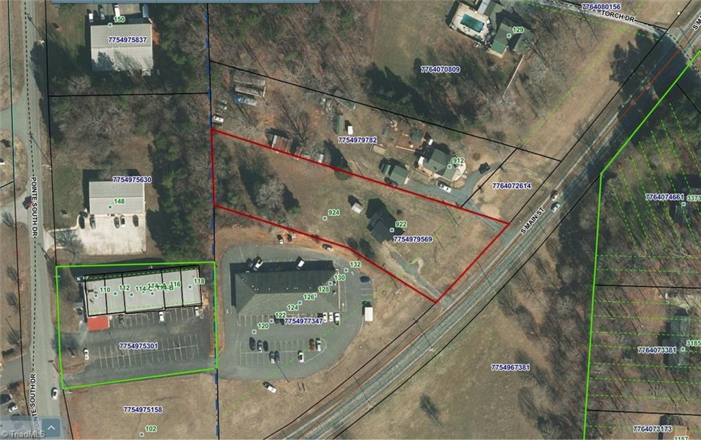 main property photo 23