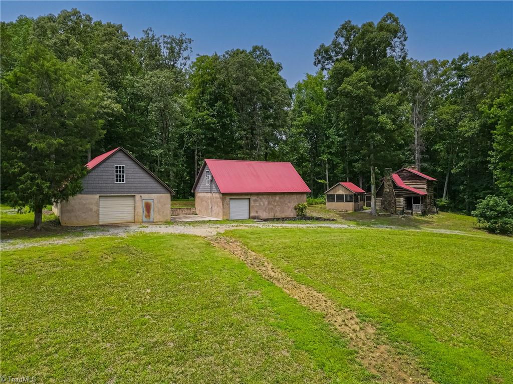 main property photo 44