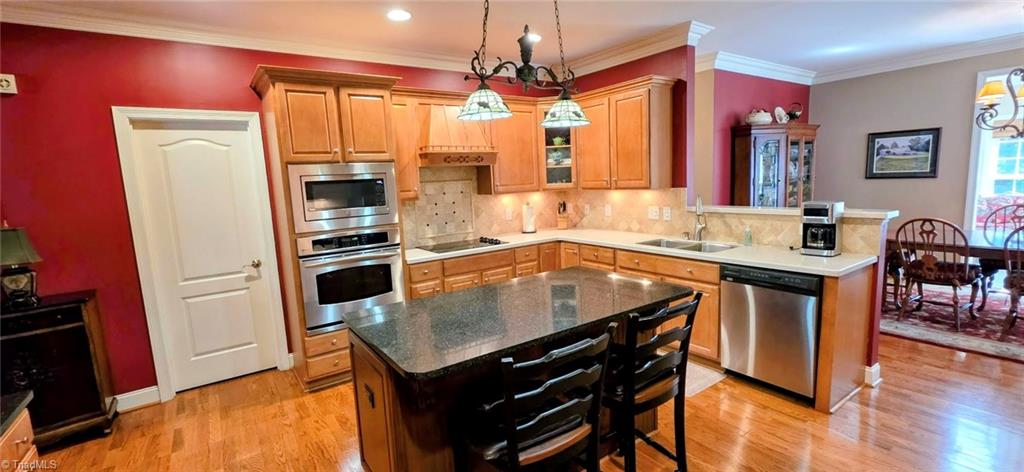 main property photo 17