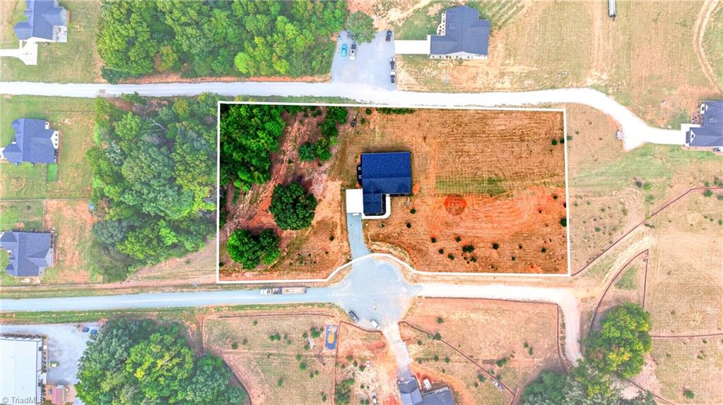 main property photo 44