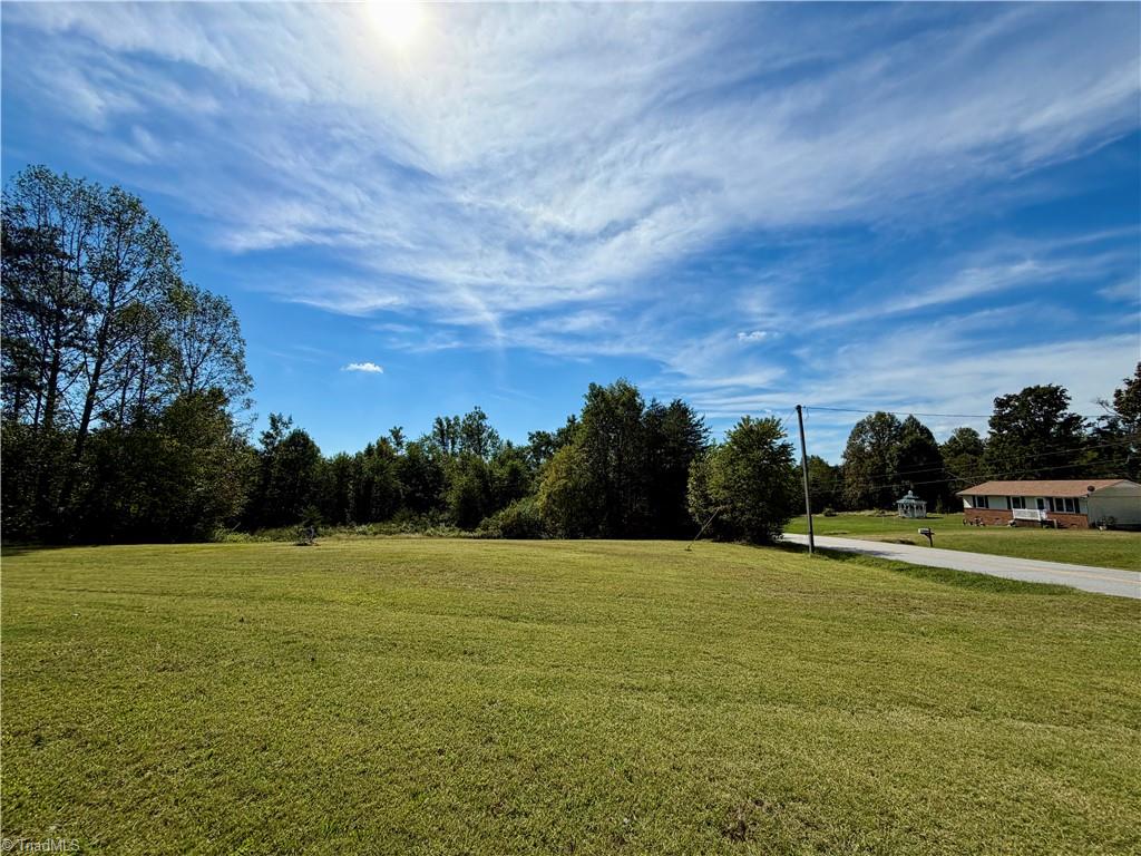 main property photo 16