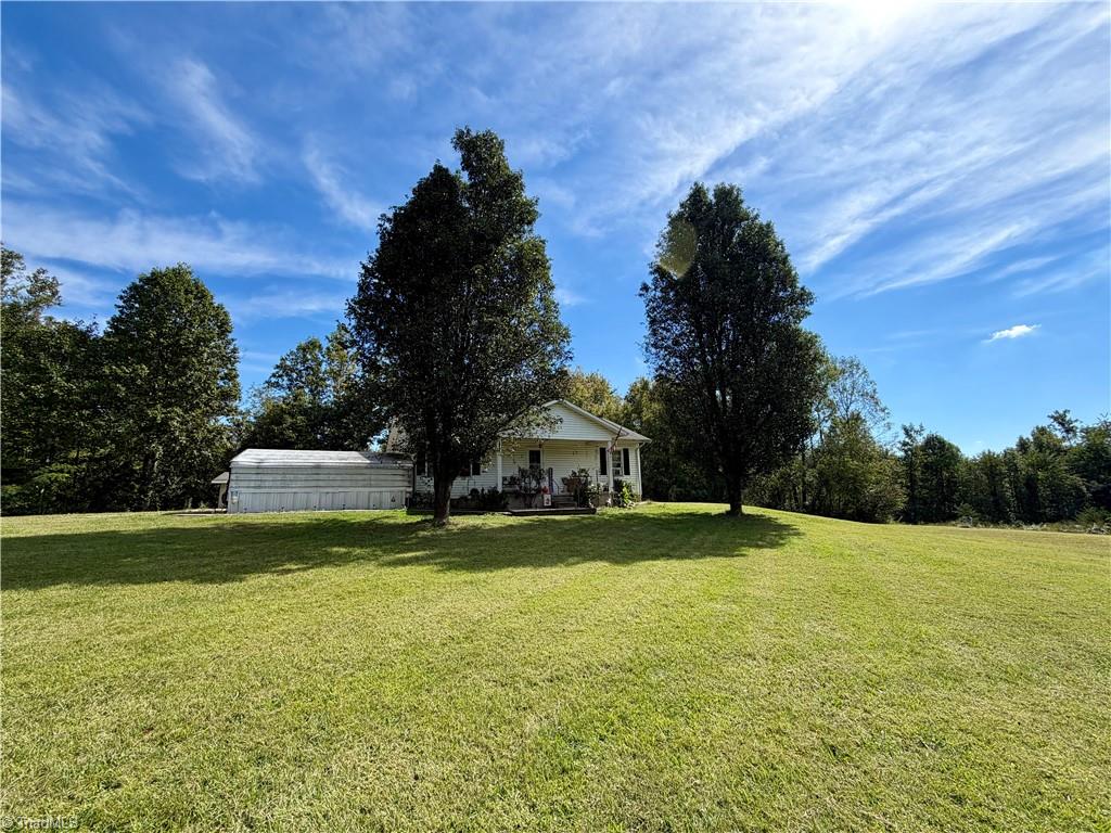 main property photo 18