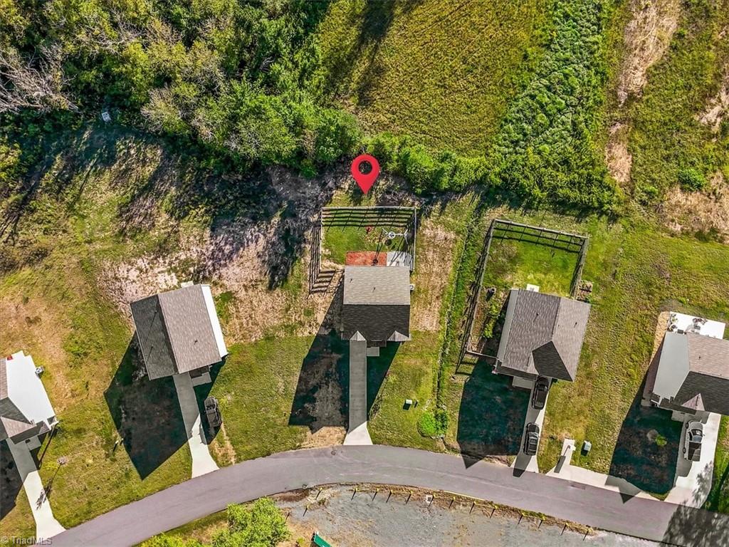 main property photo 39