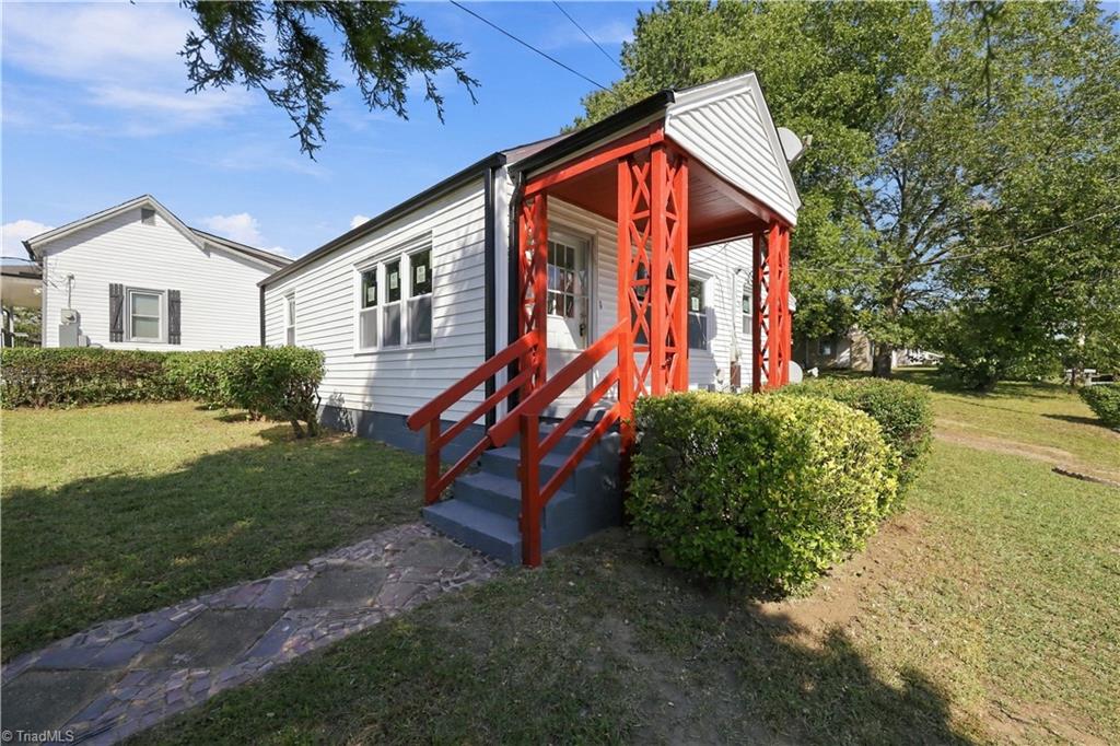 main property photo 0