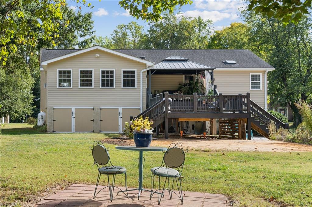 main property photo 34