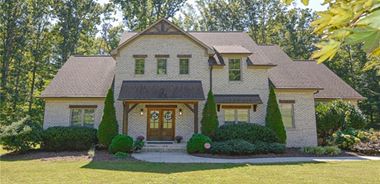image of property with 4 Bed | 3 Bath | 3,138 Sqft