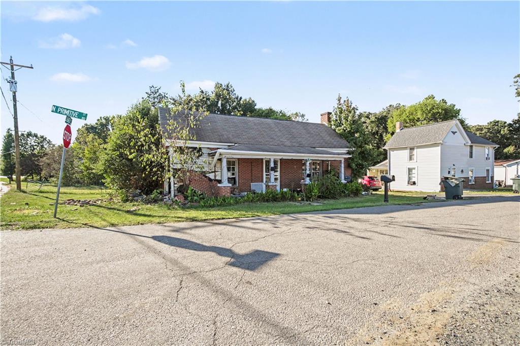 main property photo 3