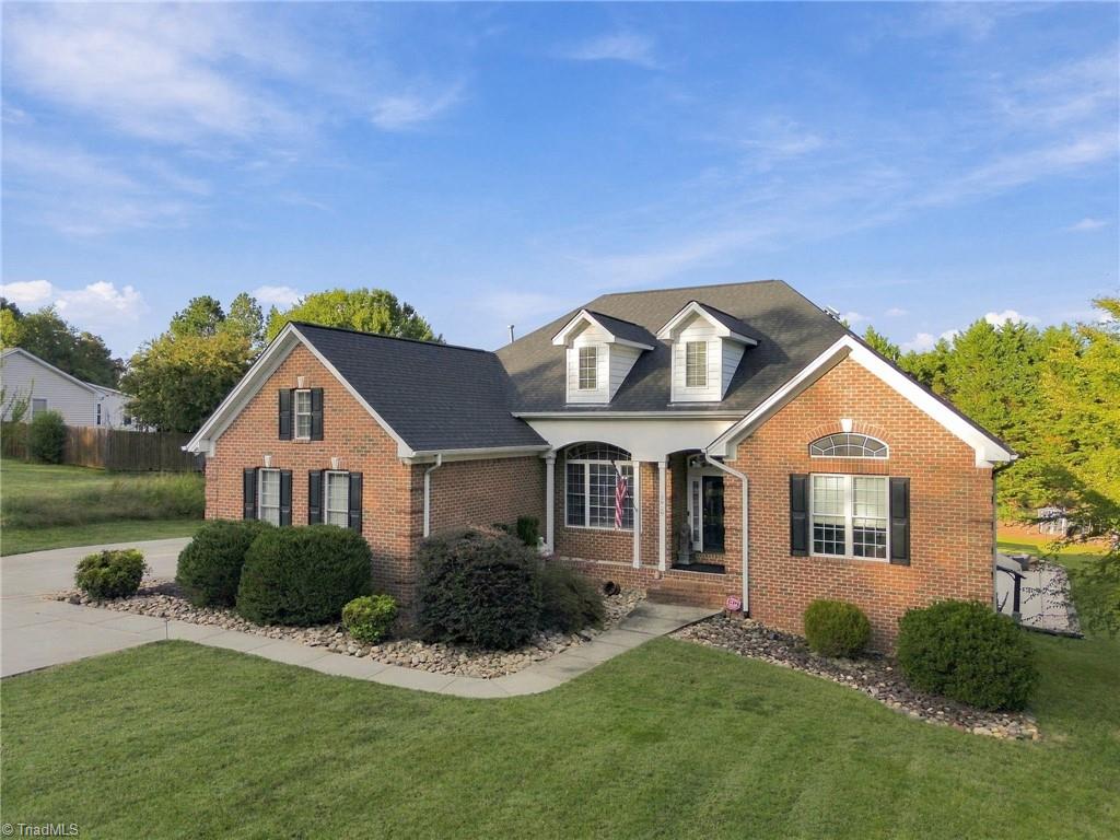 main property photo 2