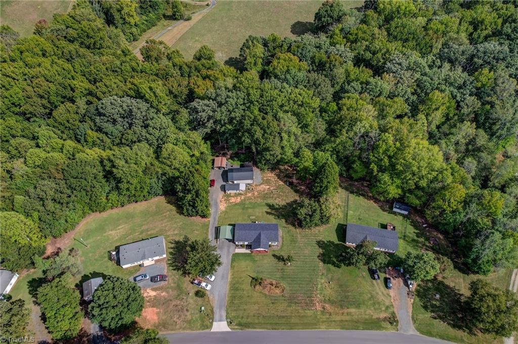 main property photo 33