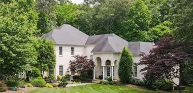 image of property with 4 Bed | 5 Bath | 6,876 Sqft