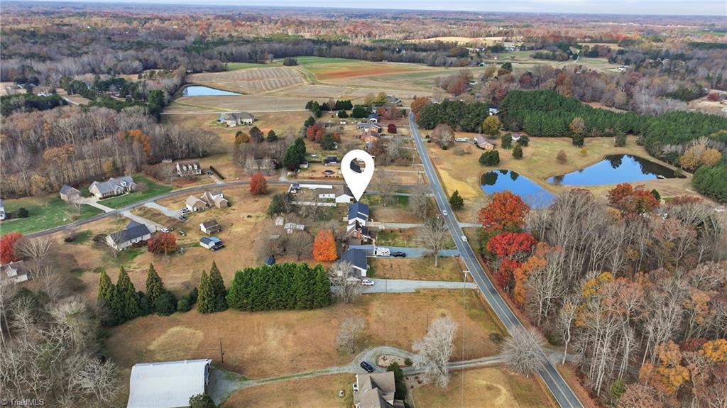 main property photo 36